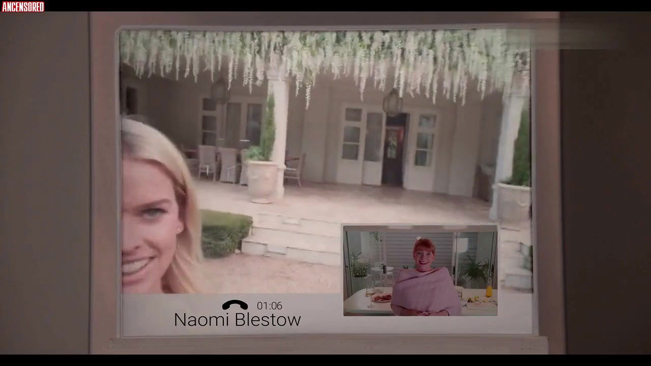 Alice Eve – Black Mirror