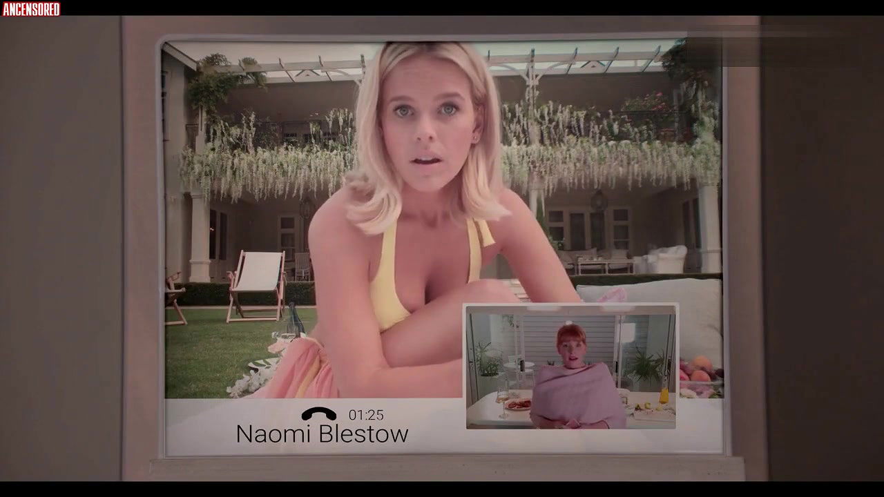 Alice Eve – Black Mirror