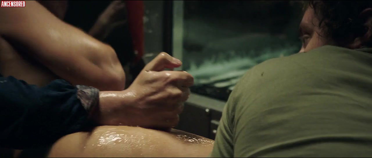 Alice Eve – replicas