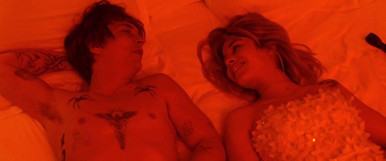 Alice Isaaz – endangered species