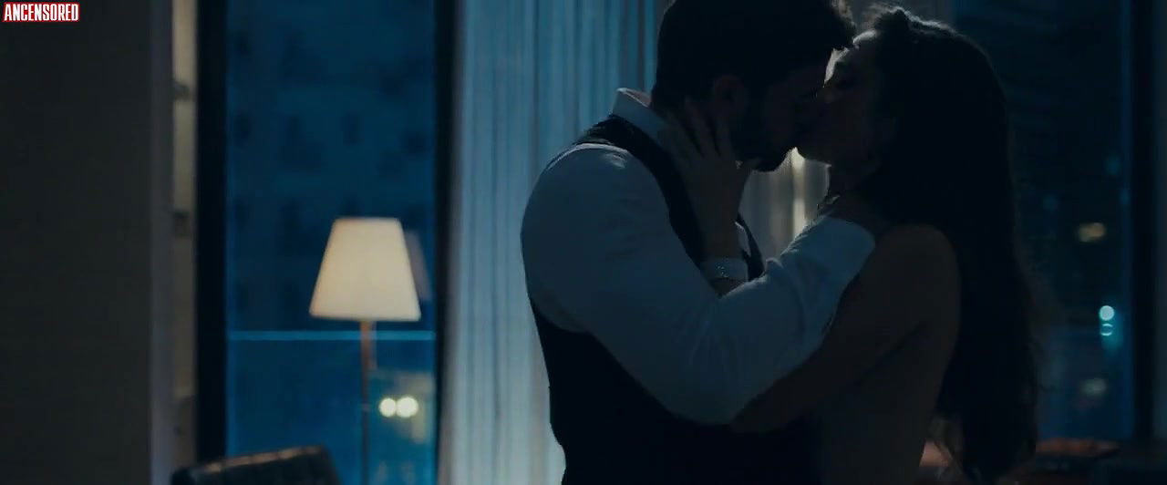 Alicia Sanz – en brazos de un asesino