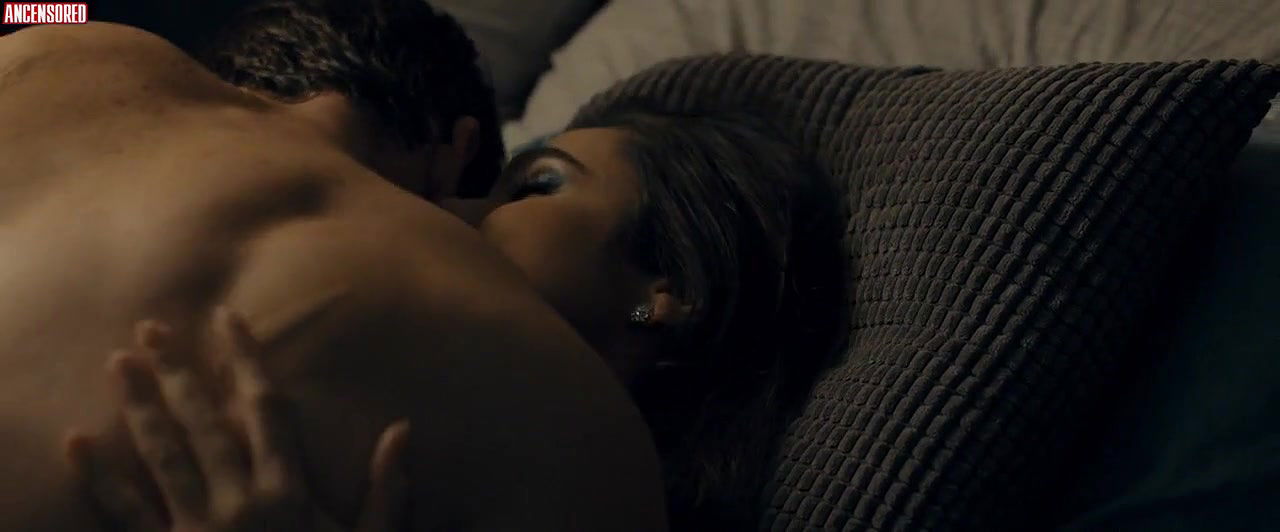 Alicia Sanz – en brazos de un asesino