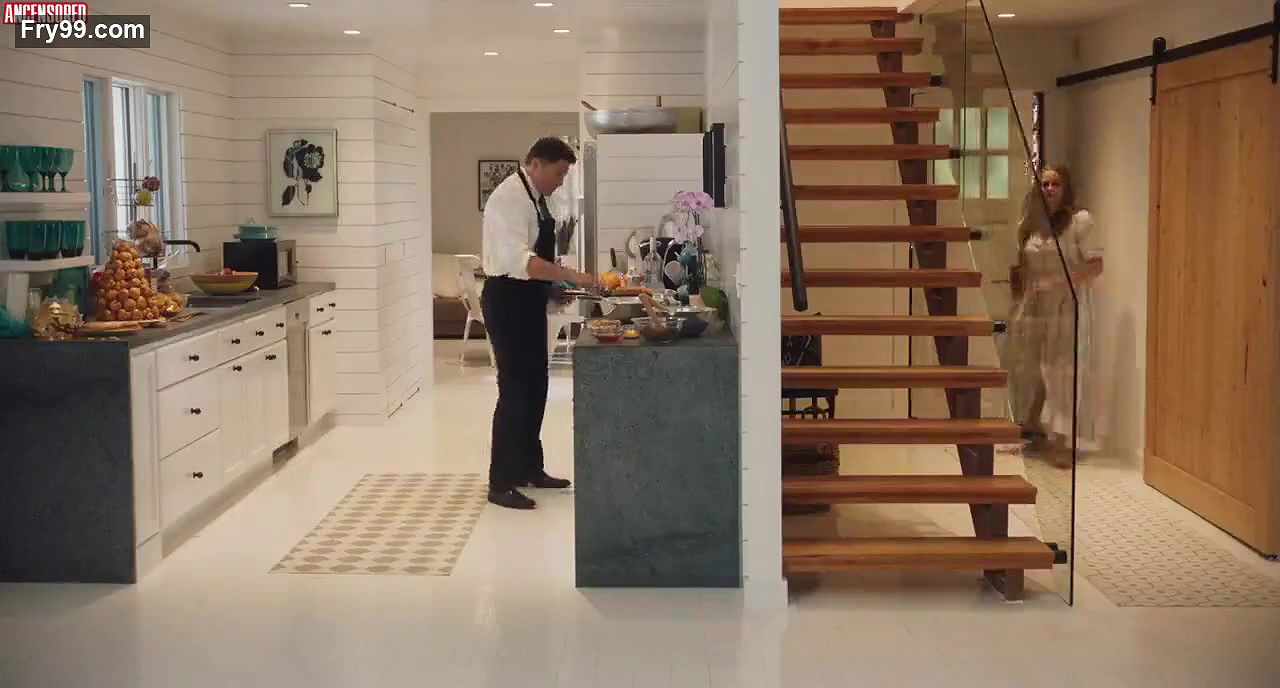 Alicia Silverstone – sister of the groom