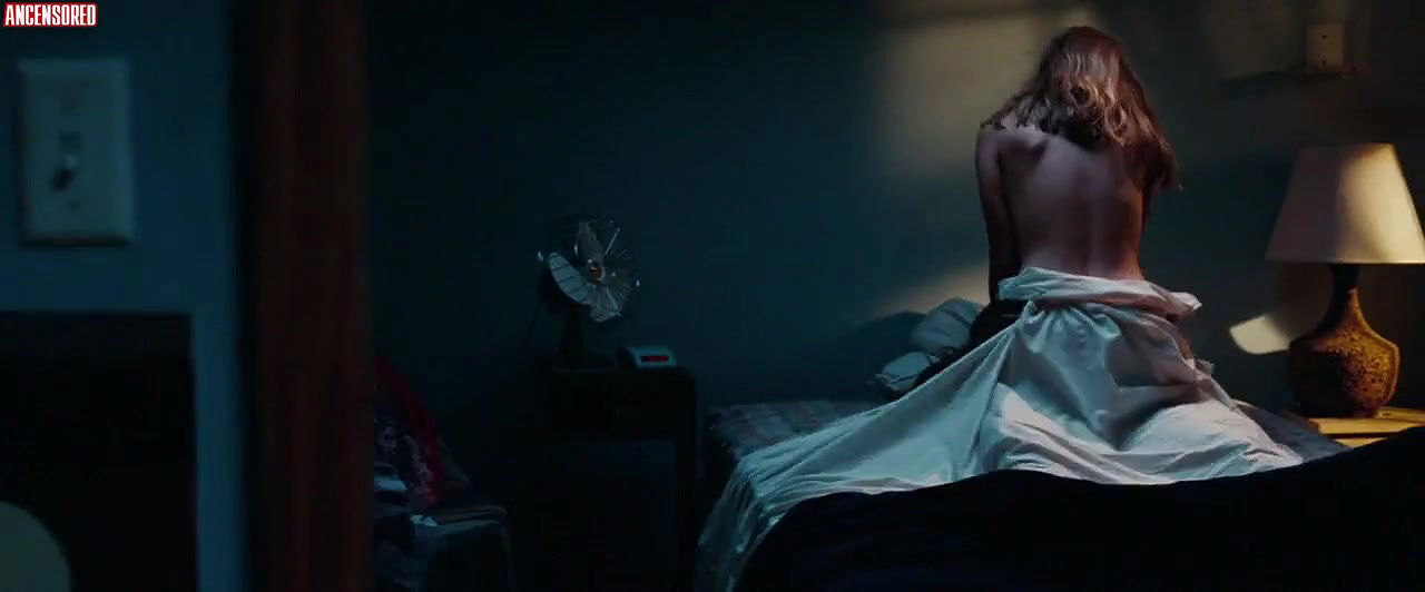 Alicja Bachleda Curus – The Girl Is in Trouble