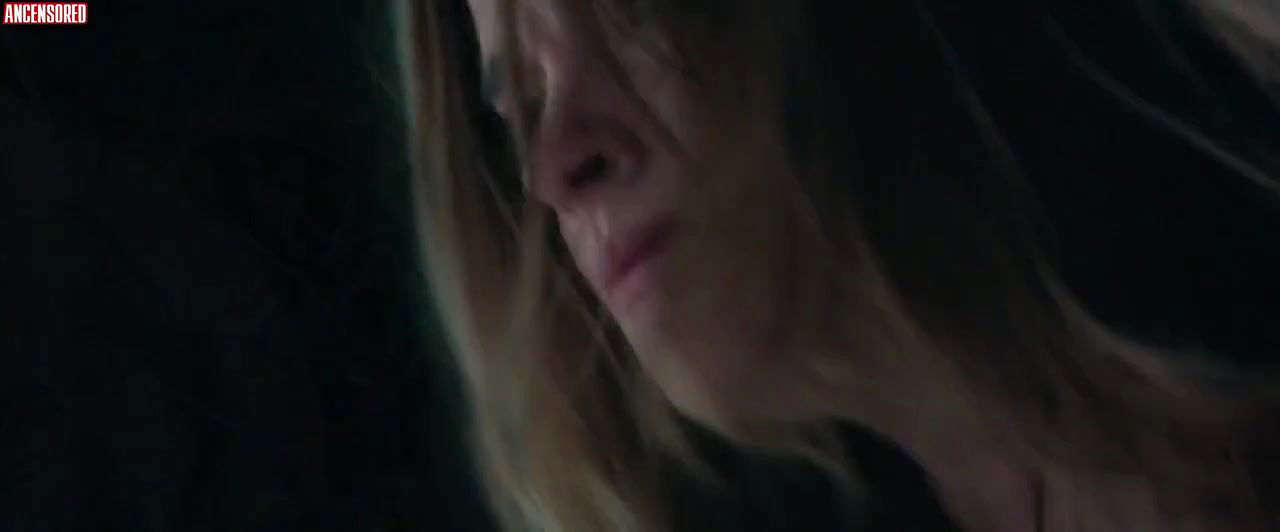 Alicja Bachleda Curus – The Girl Is in Trouble