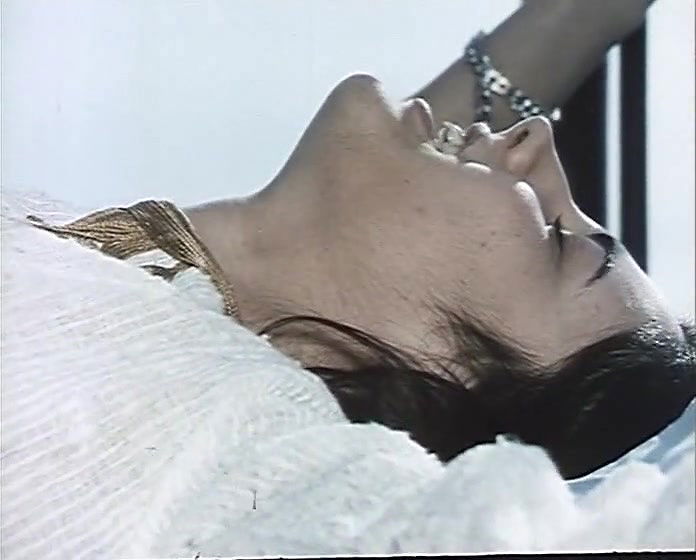 aliki zanou – ena elefthero koritsi