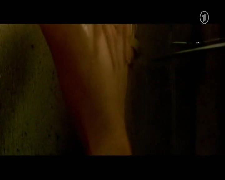 Alina Levshin – Alaska Johansson