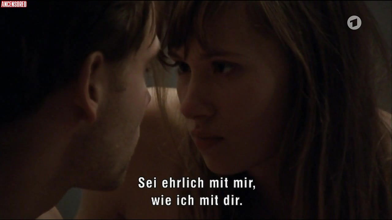 Alina Levshin – In the Face of Crime