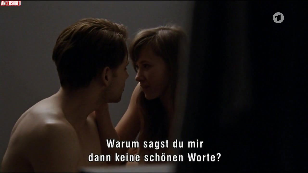 Alina Levshin – In the Face of Crime