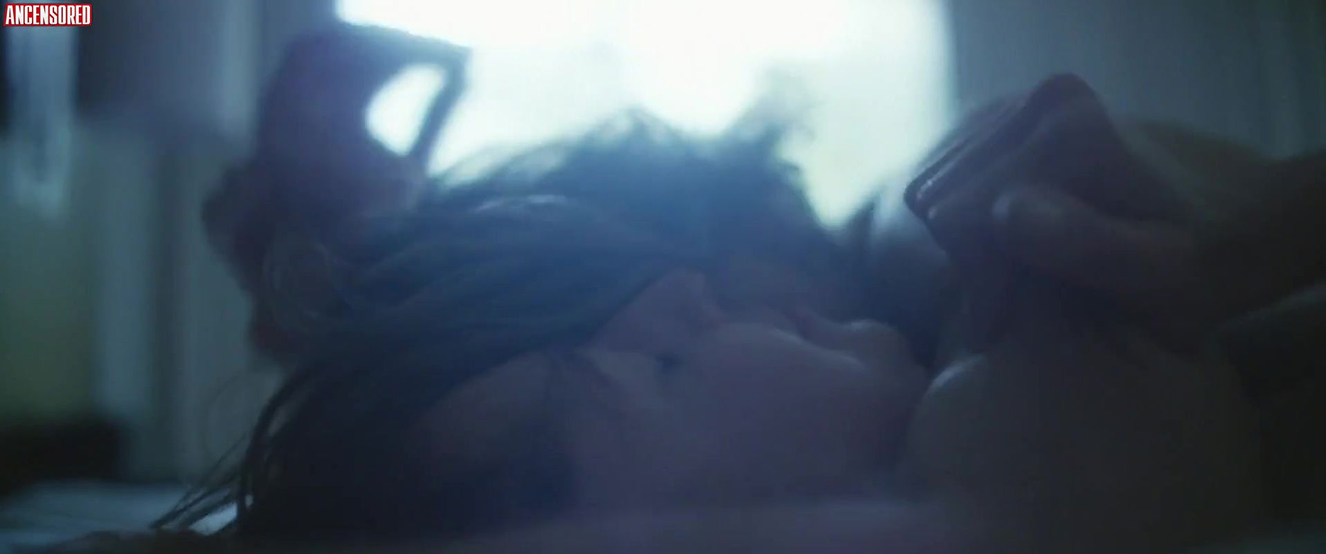 Alisa Khazanova – middleground