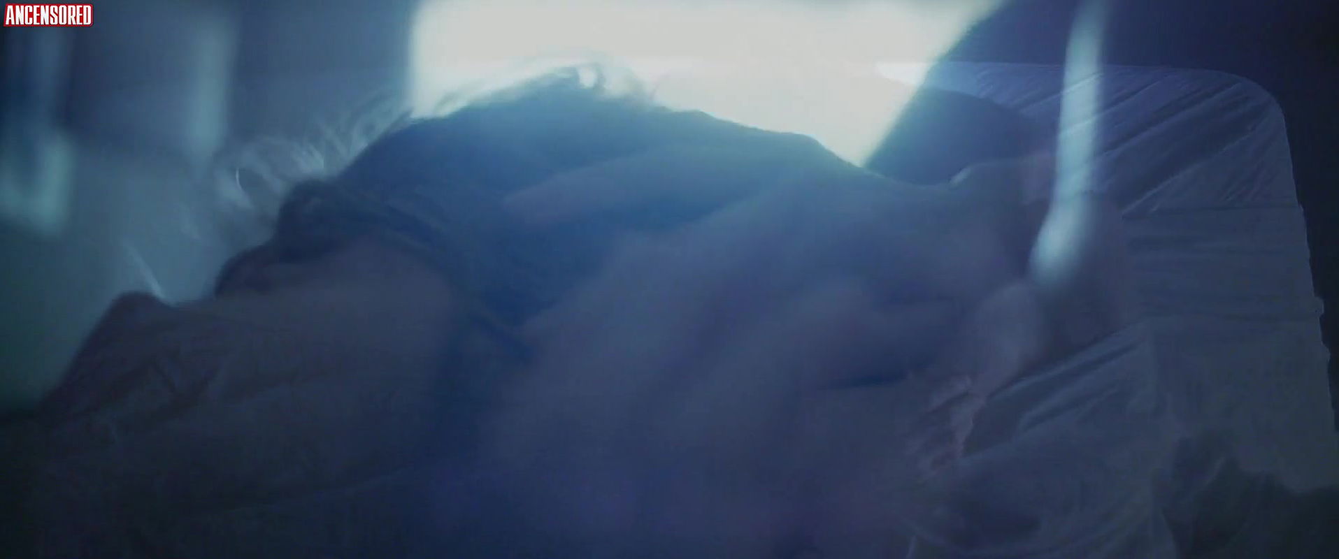 Alisa Khazanova – middleground