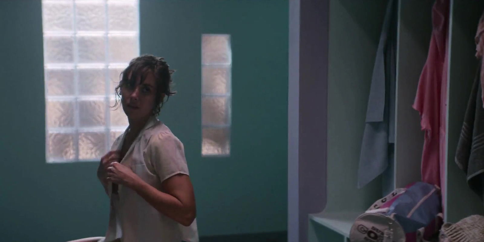 Alison Brie – glow