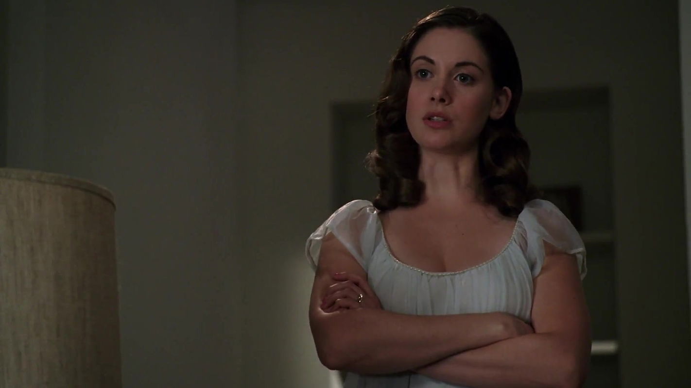 Alison Brie – Mad Men