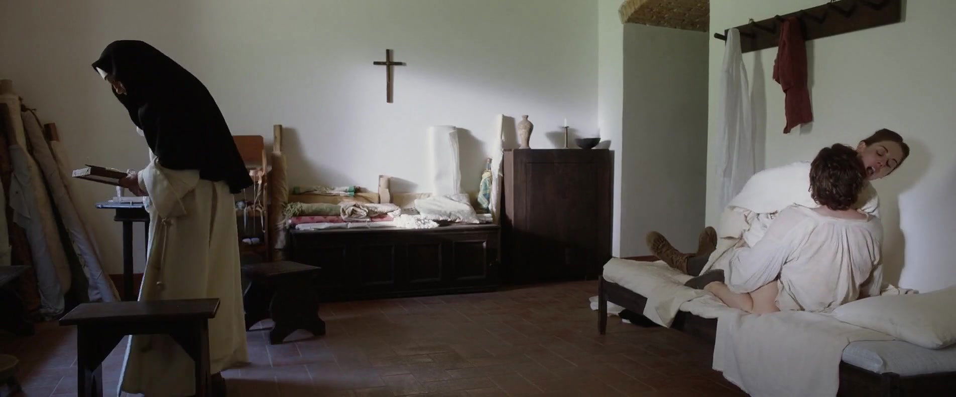 Alison Brie – the little hours