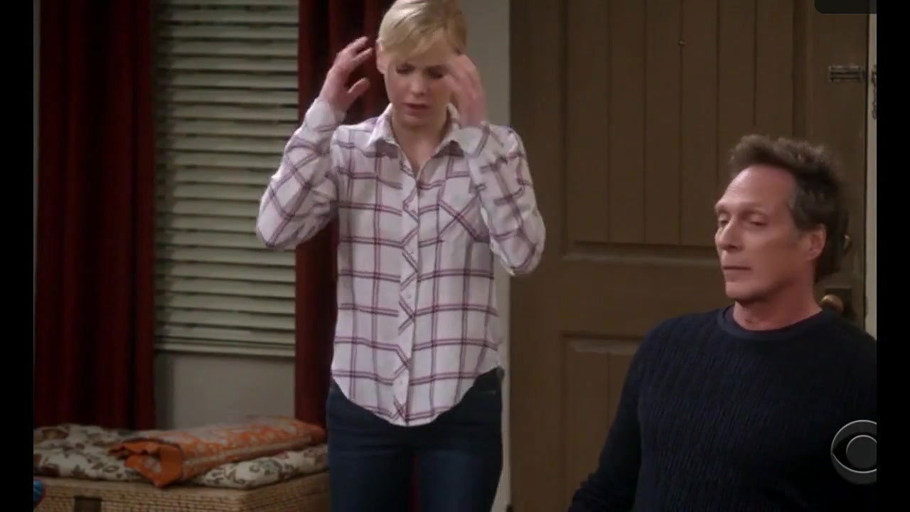 Allison Janney – Mom