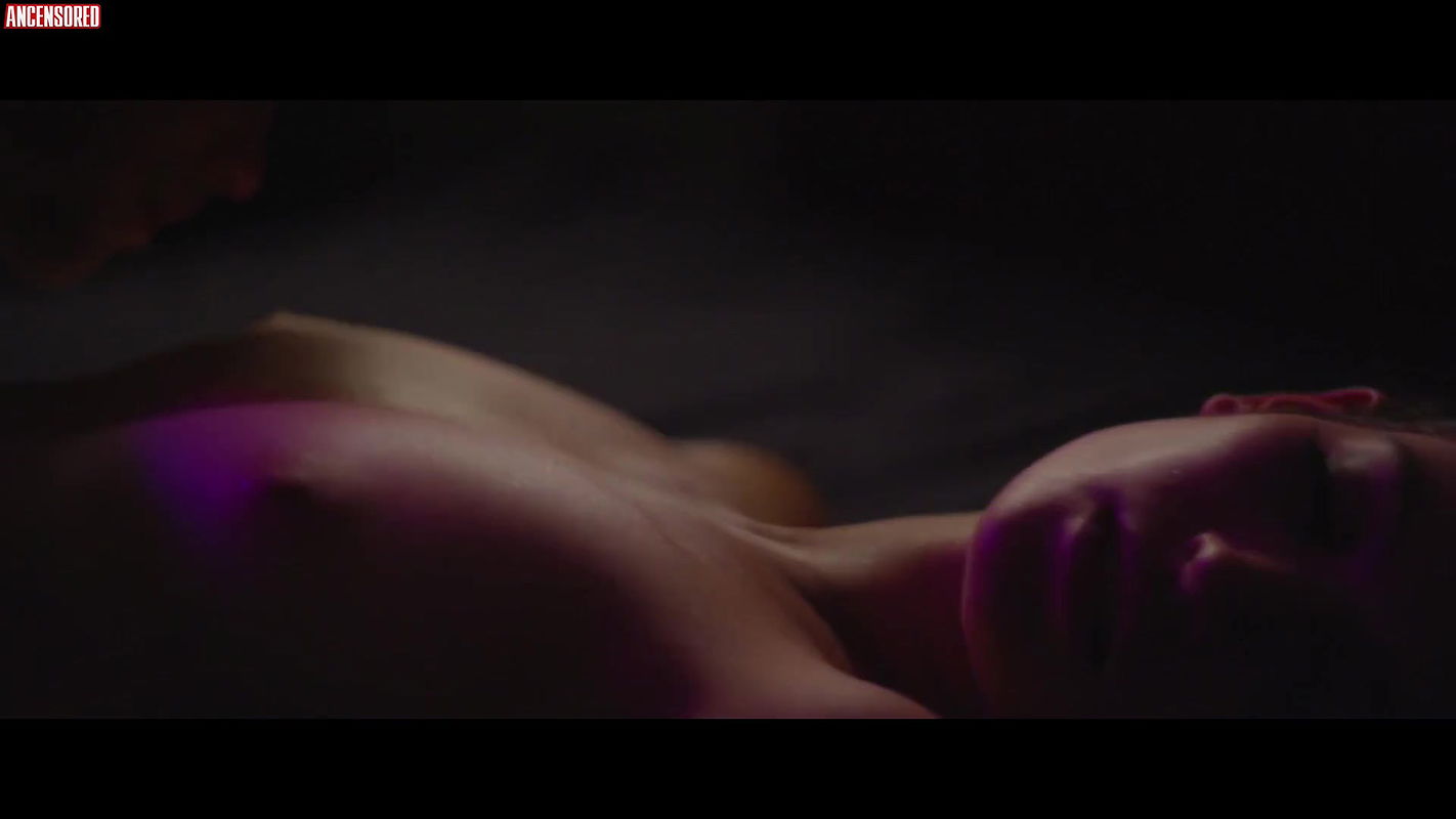 Alma Jodorowsky – harmony