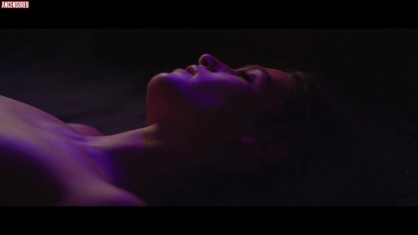 Alma Jodorowsky – harmony