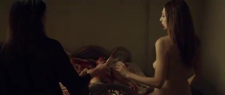 almudena leon – vampyres