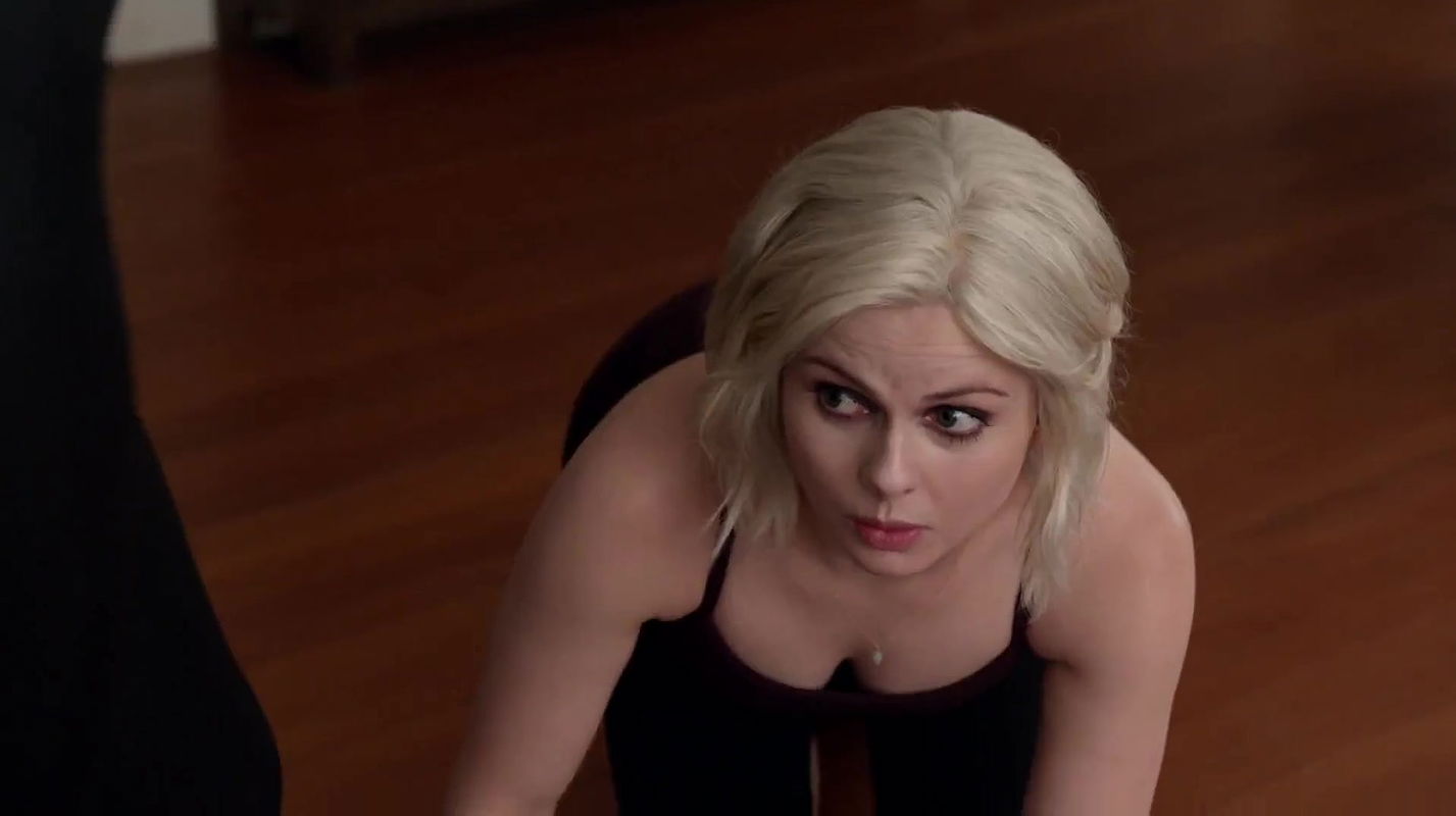 Alyson Michalka – iZombie