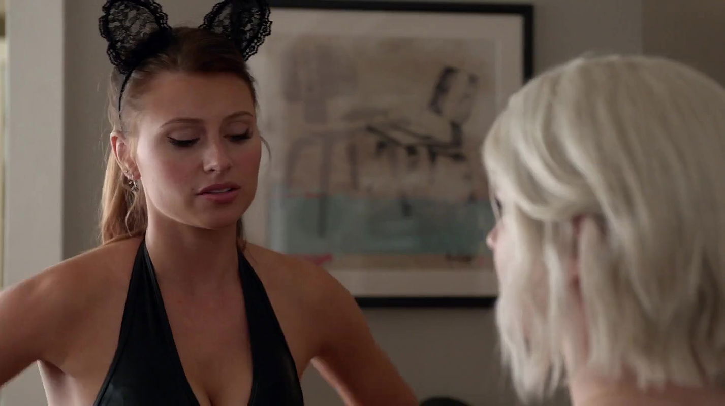 Alyson Michalka – iZombie