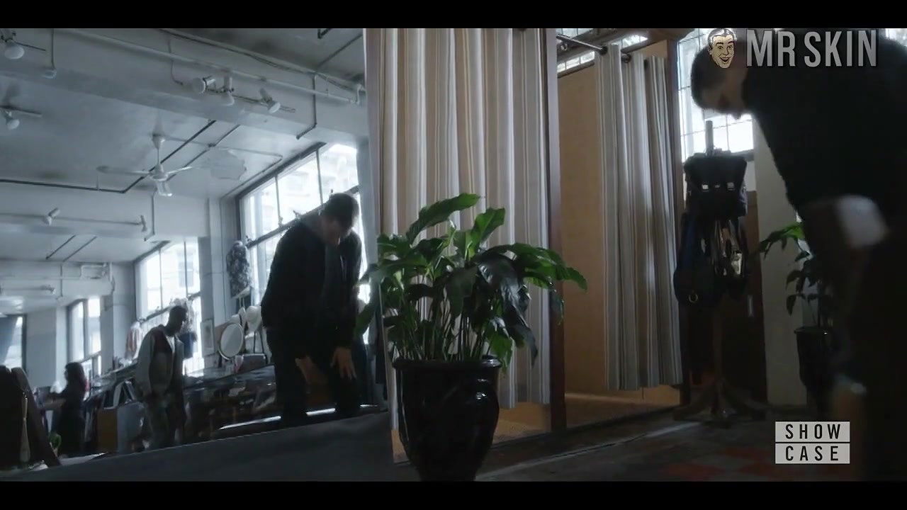 alyssa lynch – Travelers