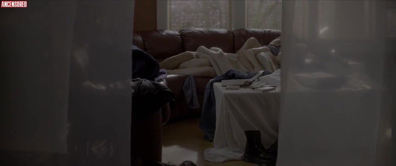 Alyssa Milano – brazen