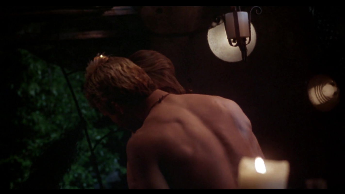 Alyssa Milano – Poison Ivy 2