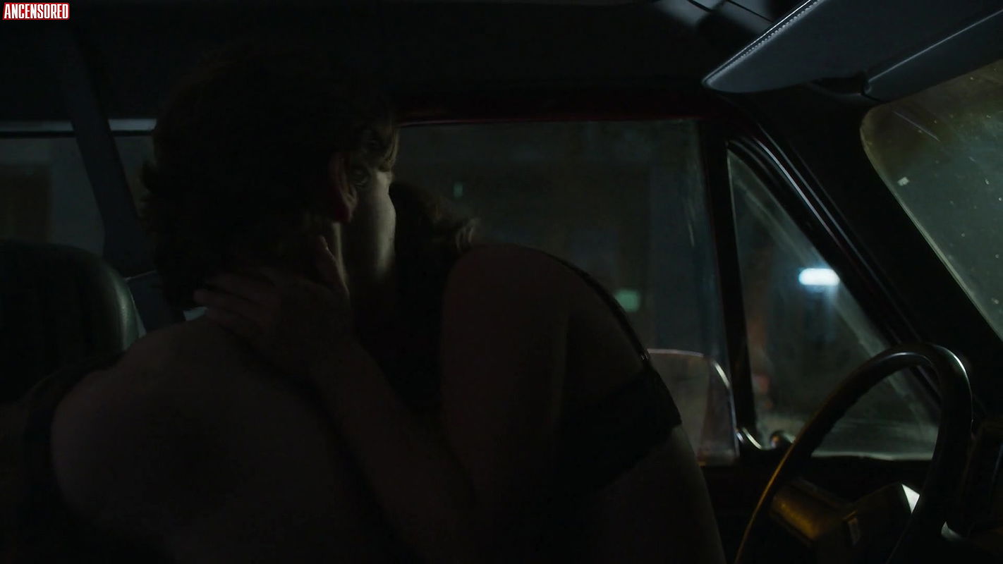 amanda arcuri – party of five ii