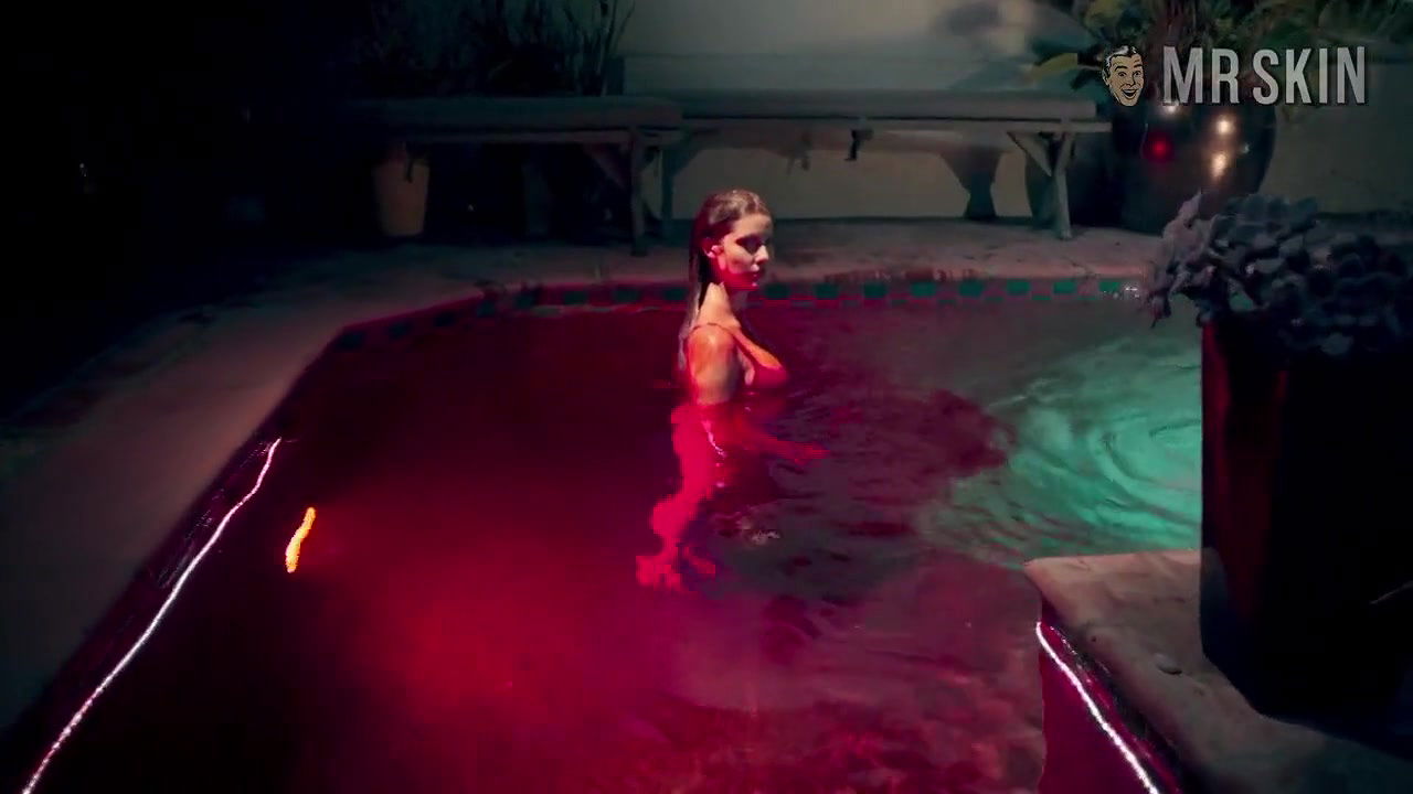 Amanda Cerny – the deleted