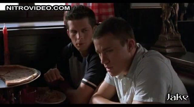 Amanda Crew – She s the Man