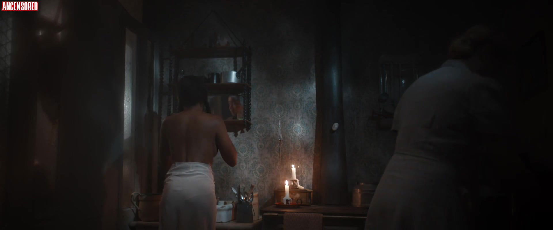 amandla stenberg – where hands touch