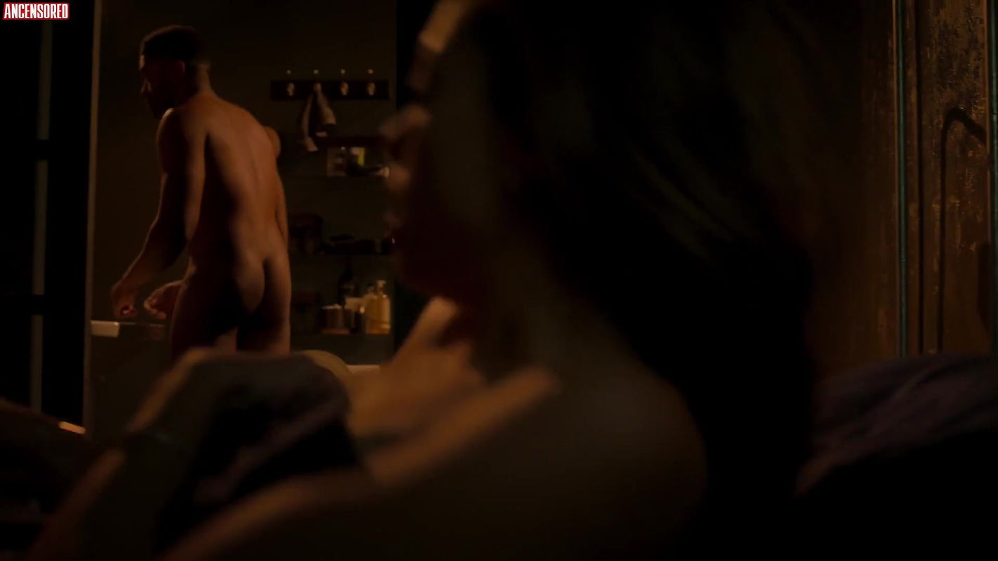 Amber Stevens – run the world