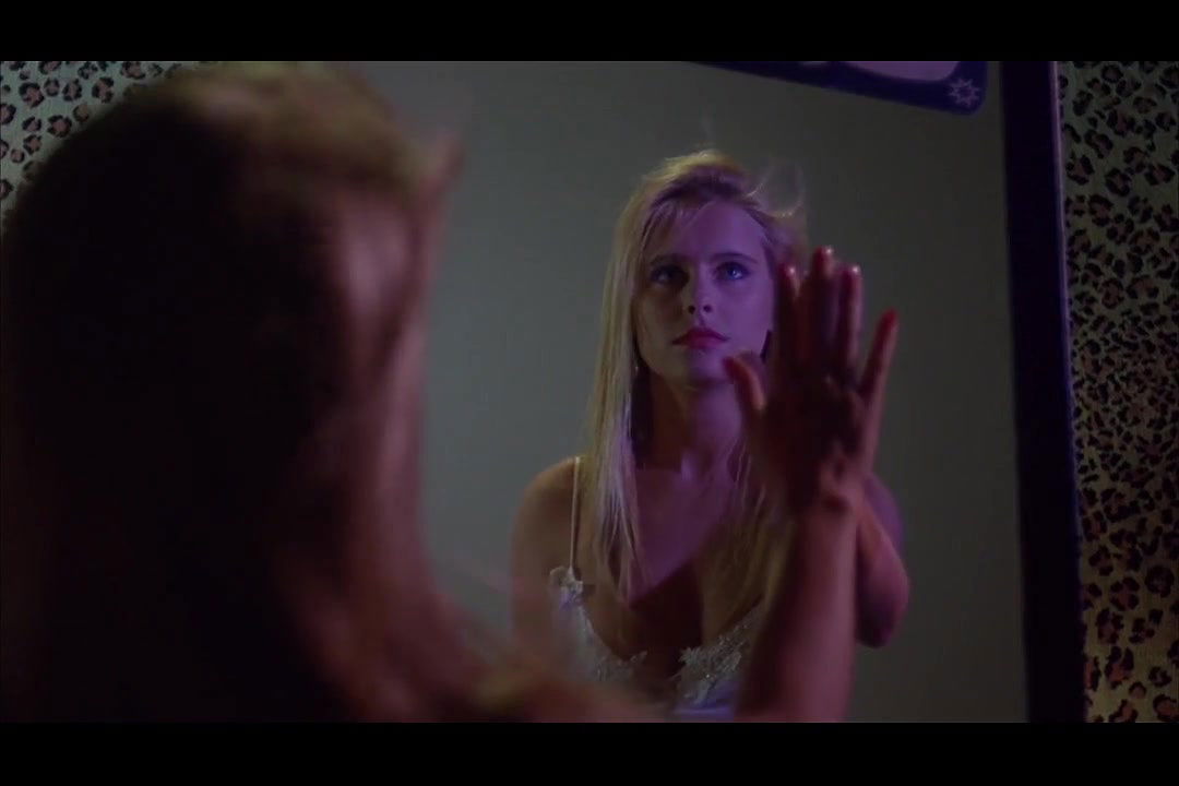 Ami Dolenz – Witchboard 2