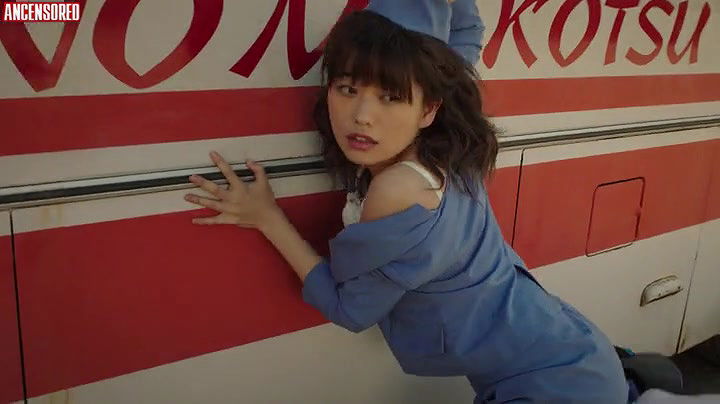 ami tomite – the naked director