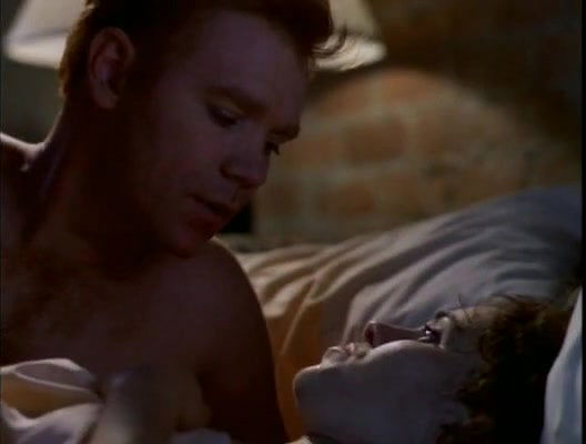 Amy Brenneman – NYPD Blue