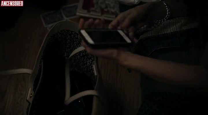 Amy Brenneman – tell me your secrets