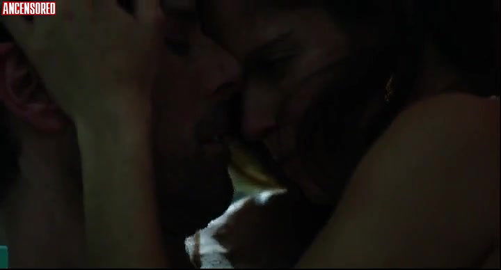 Ana Claudia Talanc – american curious