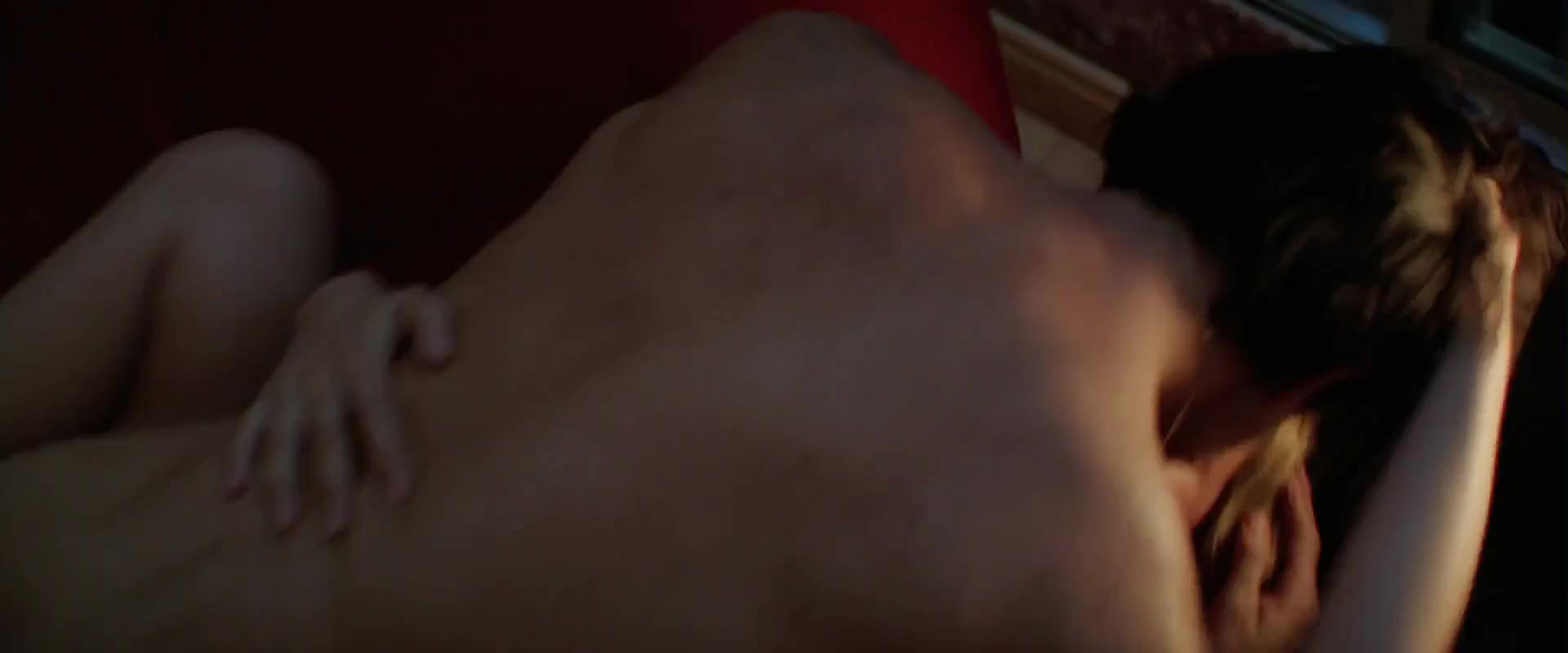 Ana de Armas – hands of stone