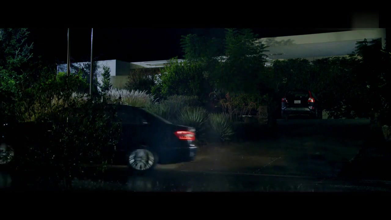 Ana de Armas – Knock Knock 2015