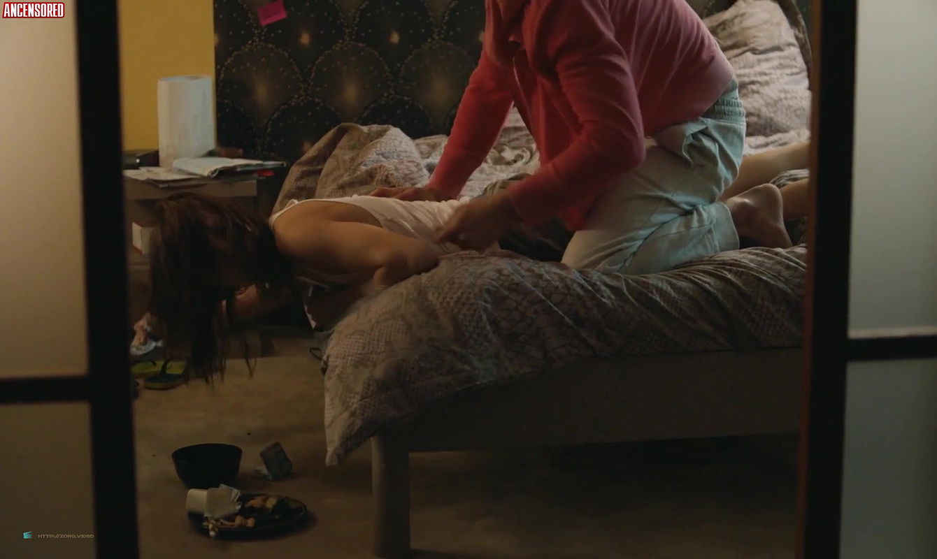 Ana Girardot – bonhomme