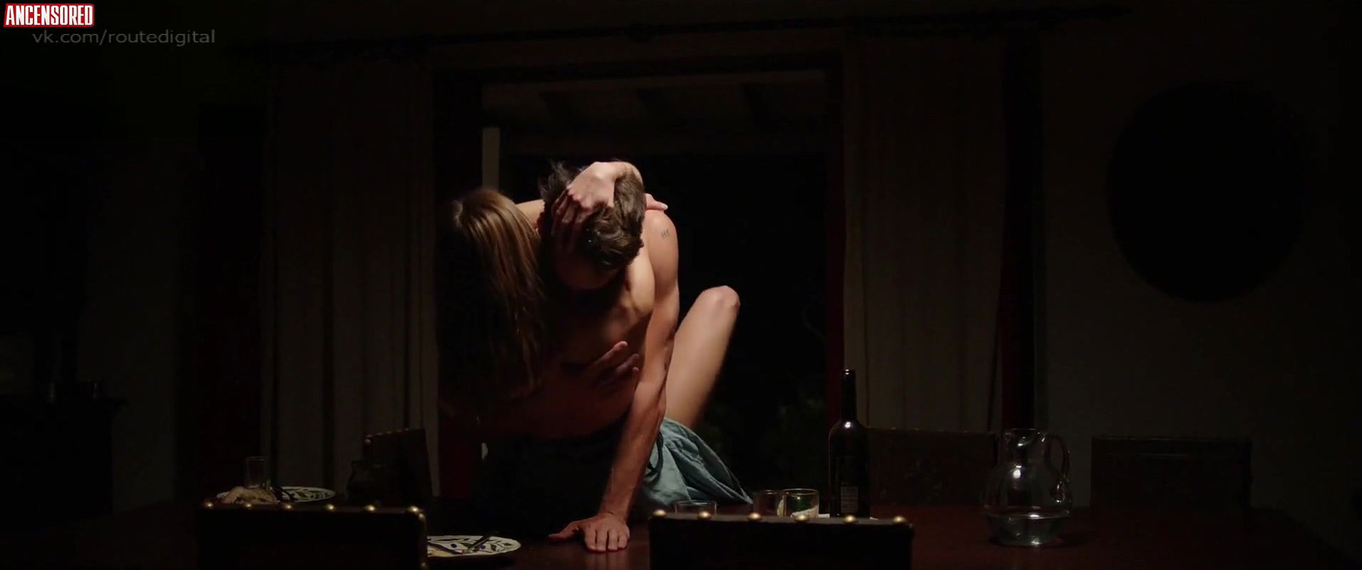 Ana Girardot – sunbeat