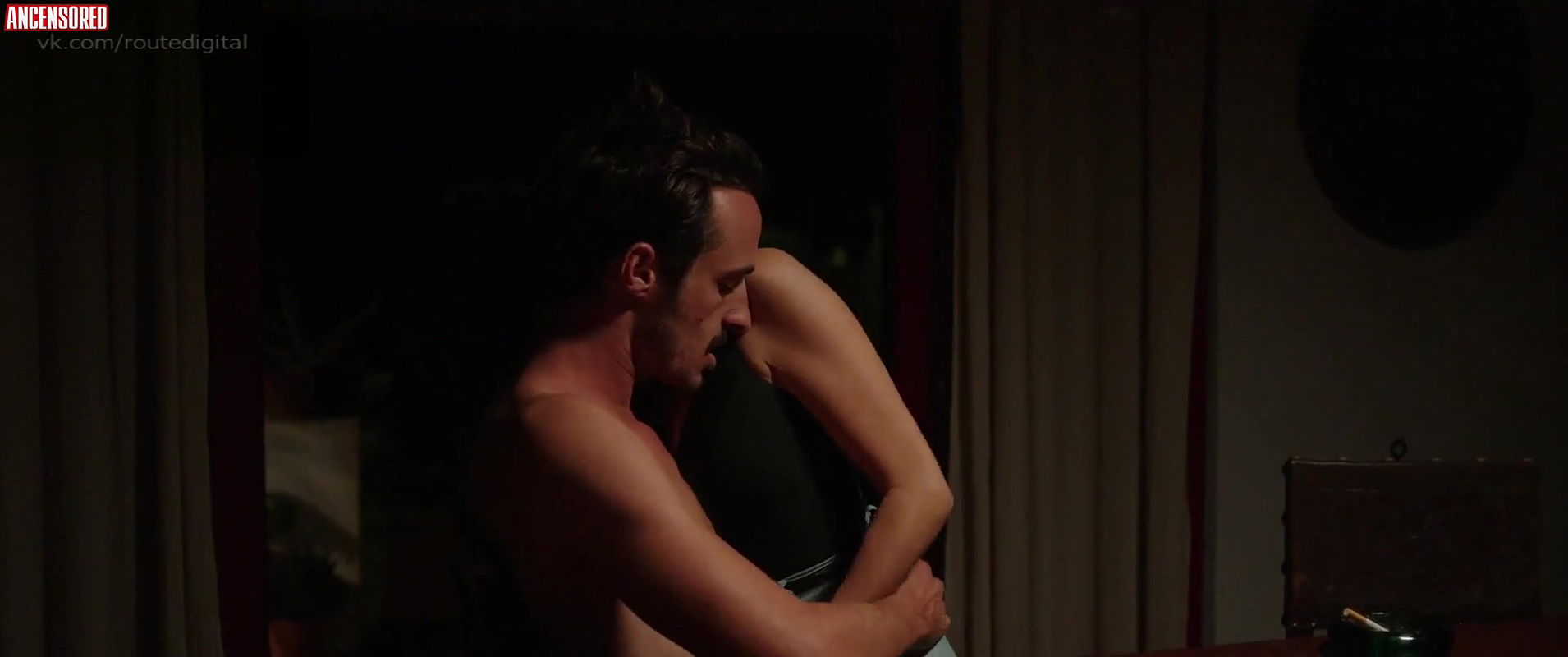 Ana Girardot – sunbeat