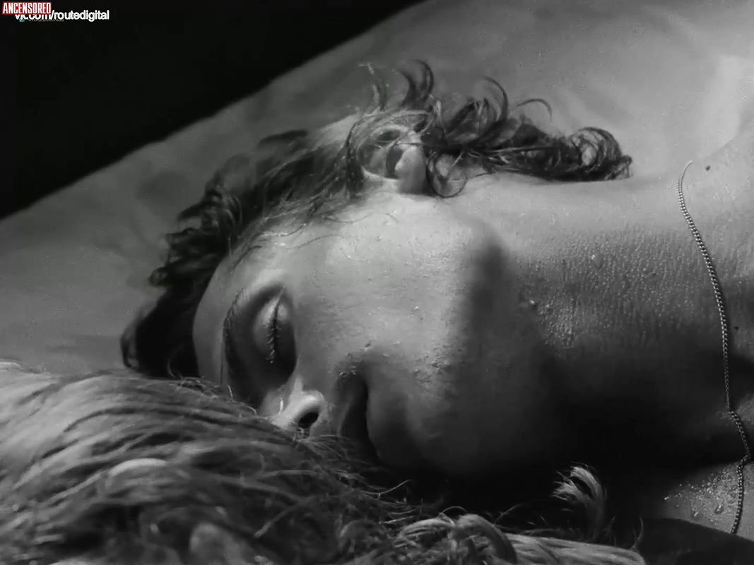 Ana Moreira – Tabou