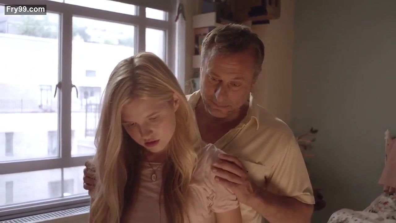 ana mulvoy ten – the girl in the book