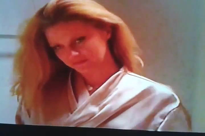 Ana Sakic – Selo gori a baba se ceslja