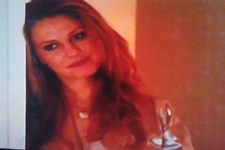 Ana Sakic – Selo gori a baba se ceslja