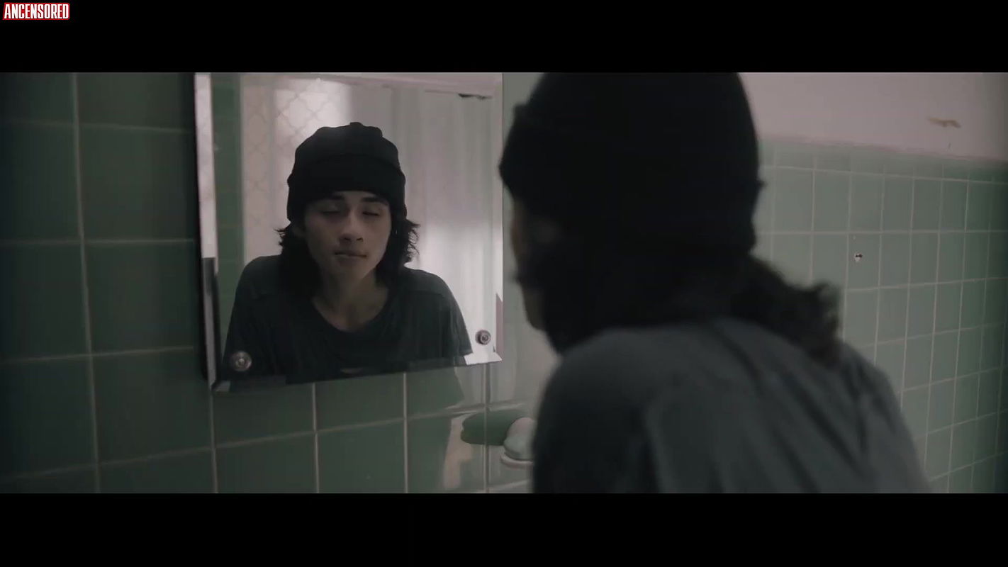 ana valeria becerril – muerte al verano