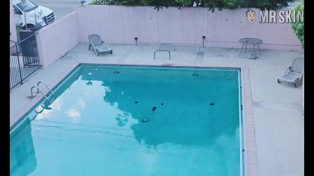 Analeigh Tipton – between us