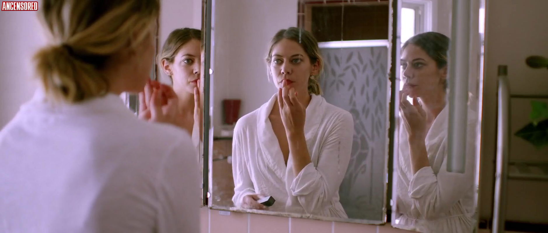 Analeigh Tipton – broken star