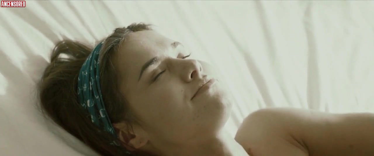 anastasiya dyachuk – vhodya v dom oglyanis